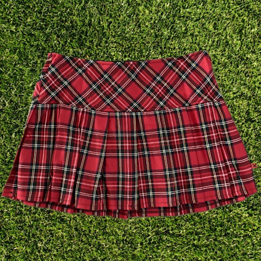 ROYAL BONES Plaid Pleated Skirt Size L Red